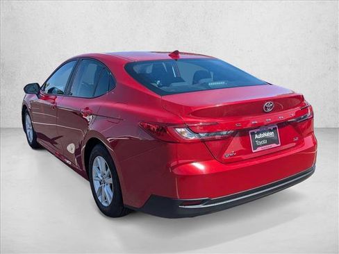 Used 2025 Toyota Camry LE FWD image 9
