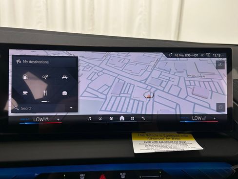 Used 2025 BMW X3 xDrive30i w/ Premium Package image 17