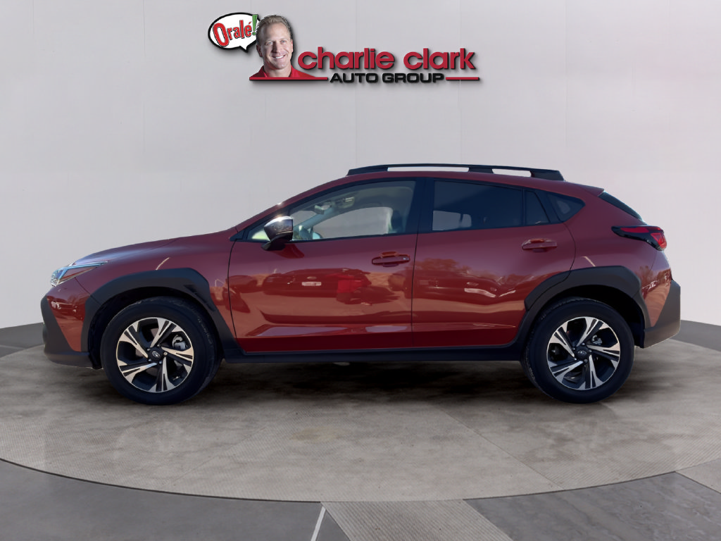 Used 2024 Subaru Crosstrek 2.0i Premium AWD/4WD image 2
