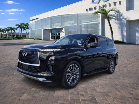 New 2026 INFINITI QX80 Luxe RWD image 3