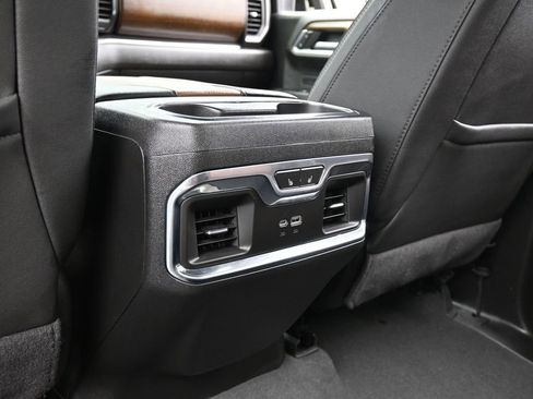 Used 2024 Chevrolet Silverado 1500 High Country AWD/4WD image 42