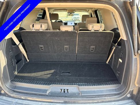 Used 2023 Ford Expedition XLT AWD/4WD image 11