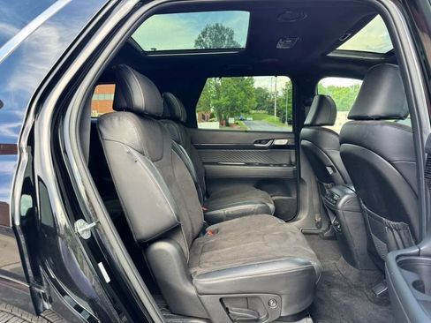 Used 2024 Hyundai Palisade Calligraphy AWD/4WD image 9