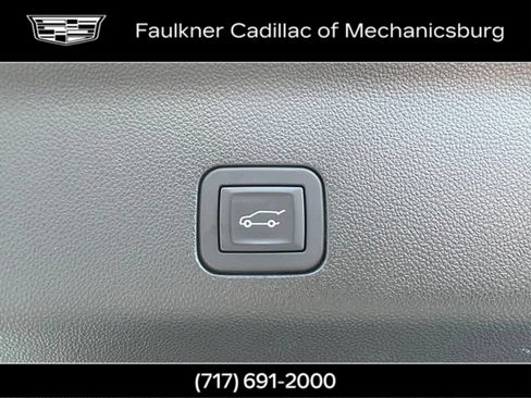 Used 2026 Cadillac Escalade Platinum Sport w/ LPO, ONYX Package AWD/4WD image 16