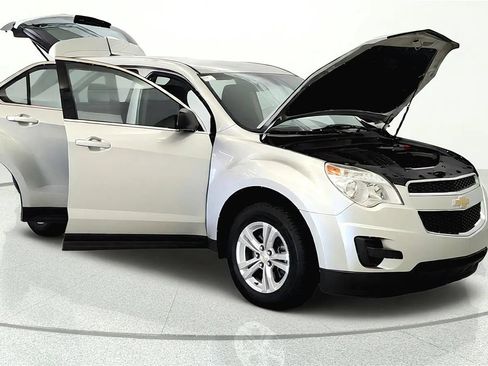 Used 2015 Chevrolet Equinox LS FWD image 7