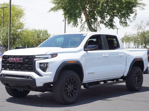 New 2026 GMC Canyon Elevation w/ Convenience Package RWD image 4