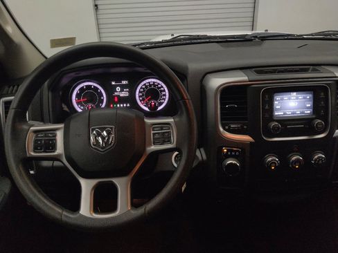 Used 2022 RAM 1500 Classic SLT RWD image 22