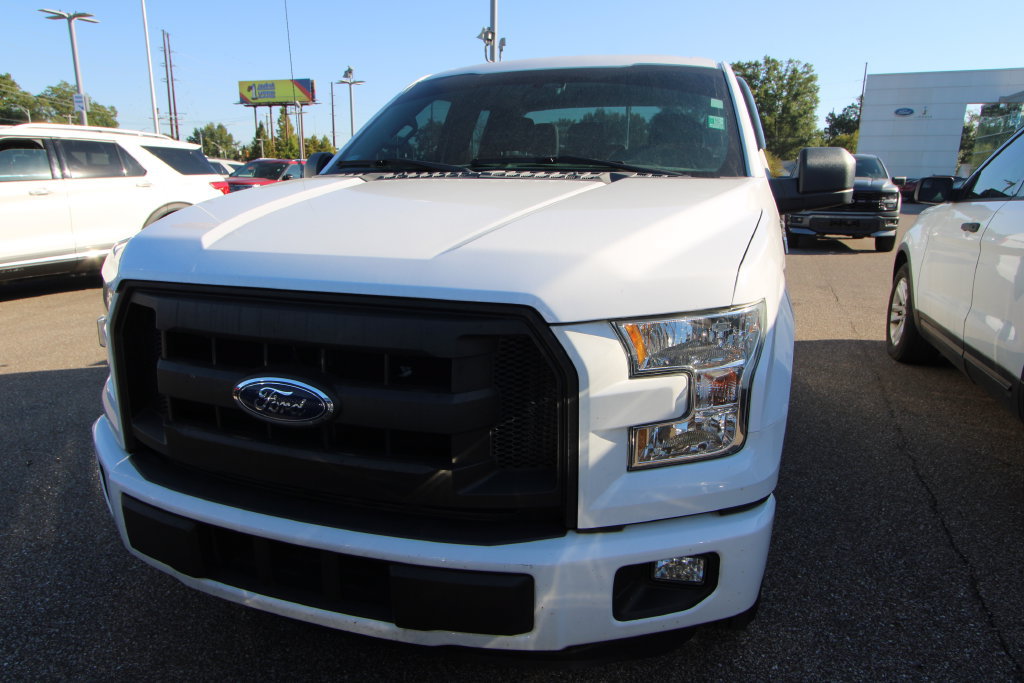 Used 2016 Ford F150 XL w/ Equipment Group 101A Mid RWD image 2