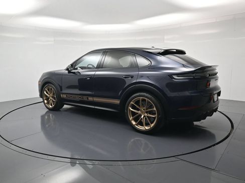 Used 2024 Porsche Cayenne Turbo GT AWD/4WD image 3