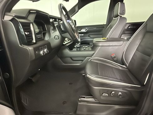 Used 2024 GMC Sierra 1500 AT4X AWD/4WD image 14