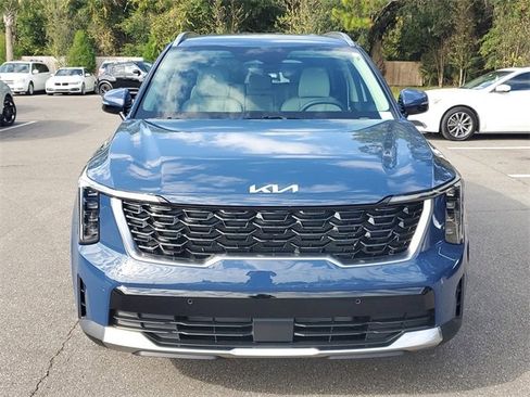 New 2026 Kia Sorento S image 2