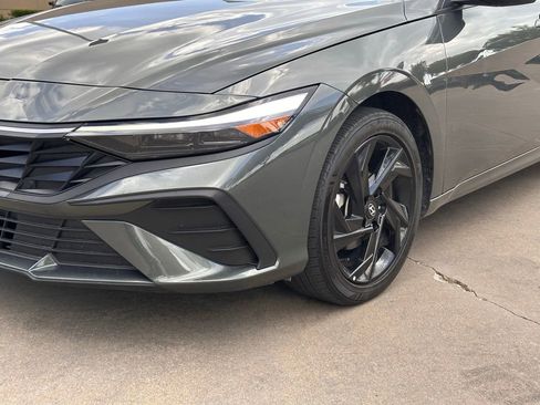 Used 2026 Hyundai Elantra Sport image 12