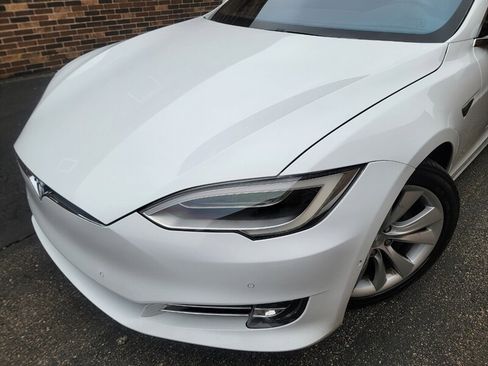 Used 2016 Tesla Model S image 35