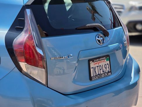 Used 2015 Toyota Prius C Three FWD image 10