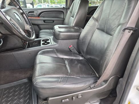 Used 2010 GMC Sierra 2500 SLT AWD/4WD image 15