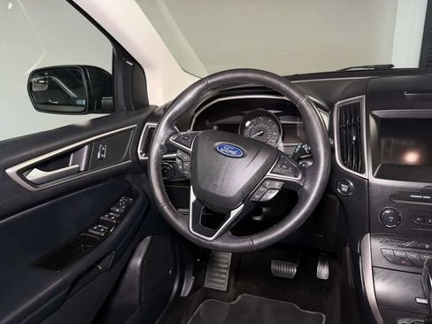 Used 2018 Ford Edge SEL w/ Equipment Group 201A FWD image 23
