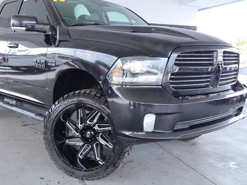 Used 2016 RAM 1500 Sport w/ Black Ram 1500 Sport Group AWD/4WD image 3