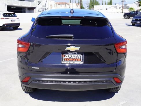Used 2025 Chevrolet Trax LS image 6