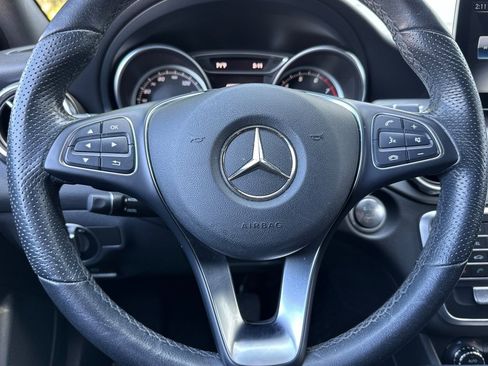 Used 2019 Mercedes-Benz GLA 250 image 22