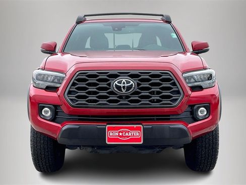 Used 2021 Toyota Tacoma TRD Off-Road w/ TRD Premium Off Road Package image 3