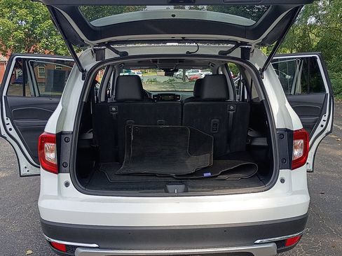 Used 2021 Honda Pilot Elite image 15