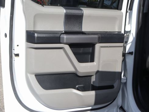 Used 2021 Ford F350 XLT AWD/4WD image 31