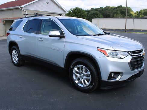 Used 2021 Chevrolet Traverse LT AWD/4WD image 7