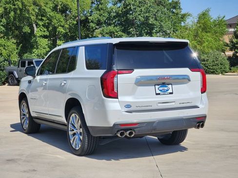 Used 2024 GMC Yukon Denali AWD/4WD image 5