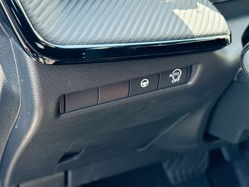 Used 2026 Nissan Kicks SR FWD image 10