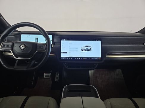 Used 2025 Rivian R1S Adventure AWD/4WD image 27