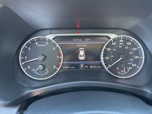 Used 2024 Nissan Sentra SV FWD image 16
