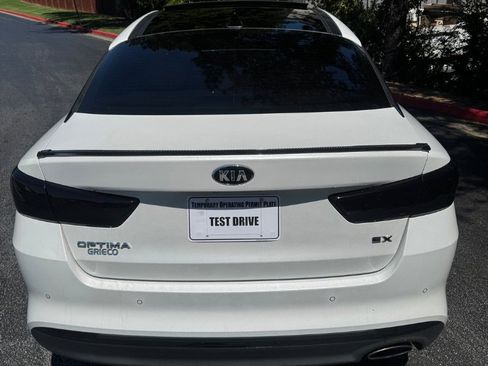 Used 2016 Kia Optima EX w/ Premium Package FWD image 9