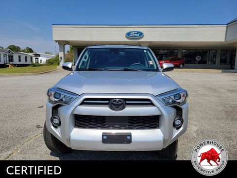 Used 2023 Toyota 4Runner SR5 AWD/4WD image 10