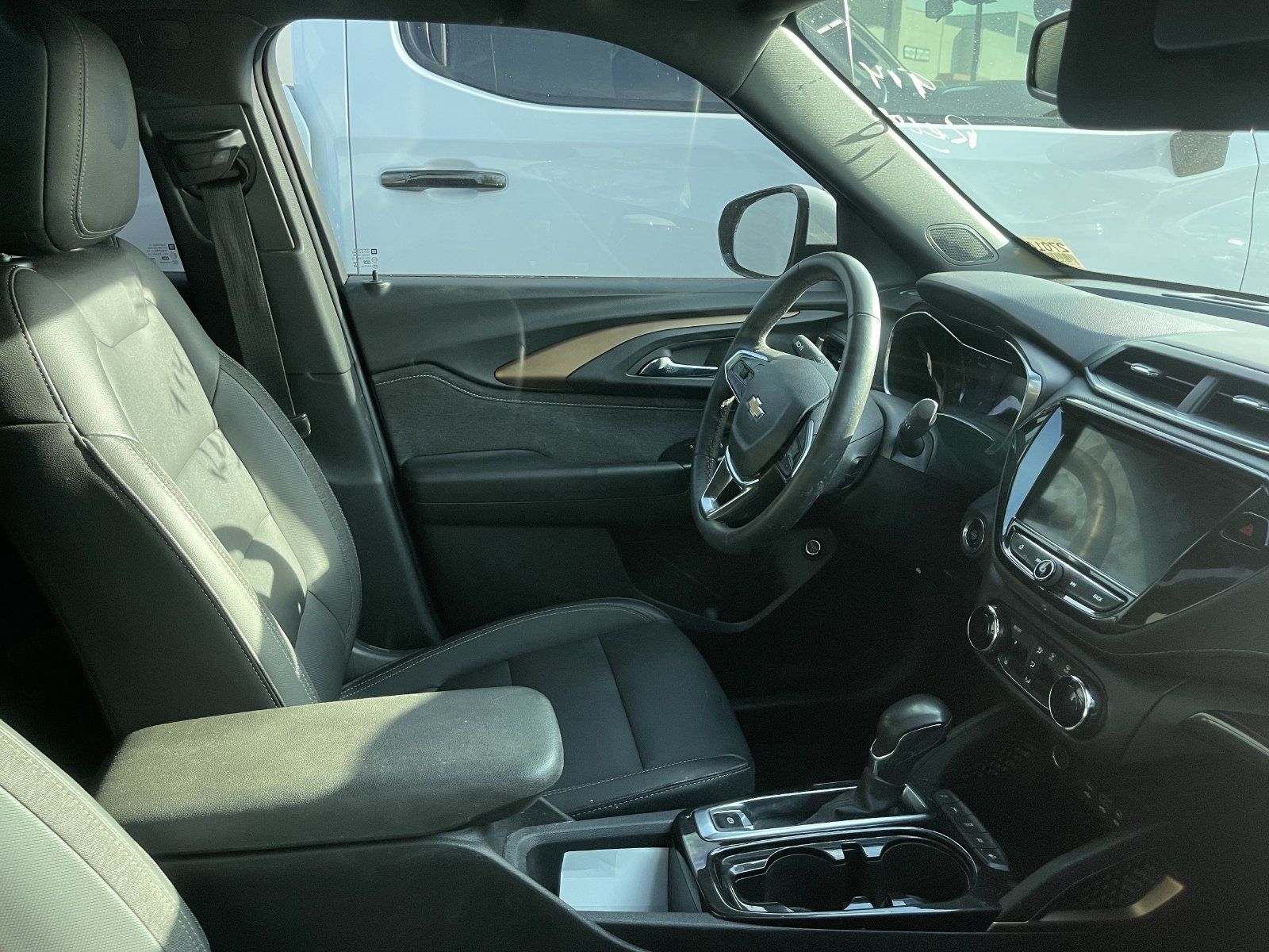 Used 2022 Chevrolet TrailBlazer ACTIV w/ Sun and Liftgate Package FWD image 7