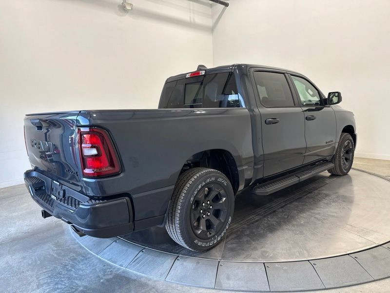 New 2026 RAM 1500 Express AWD/4WD image 7
