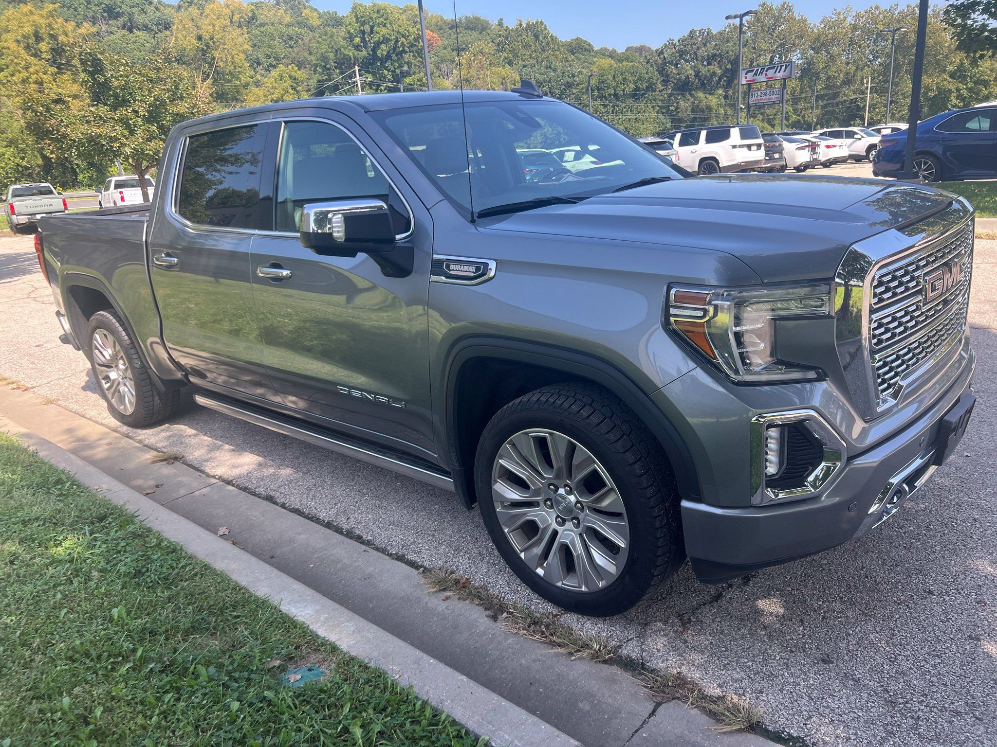 Used 2021 GMC Sierra 1500 Denali w/ Denali Ultimate Package AWD/4WD image 3