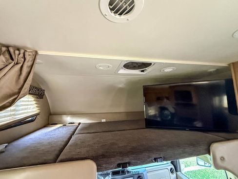 Used 2017 Ford E-450 and Econoline 450 Super Duty w/ Motorhome Prep Package RWD image 57
