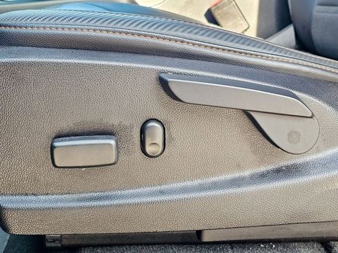 Certified 2021 GMC Canyon AT4 image 13