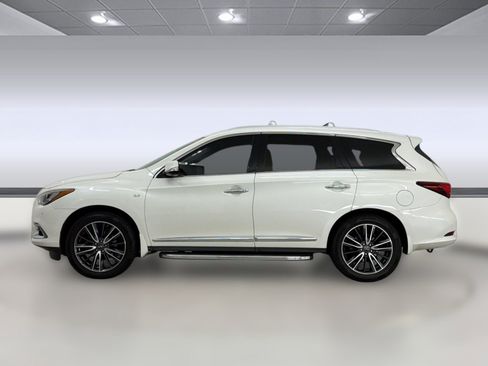 Used 2017 INFINITI QX60 FWD w/ Deluxe Technology Package image 2