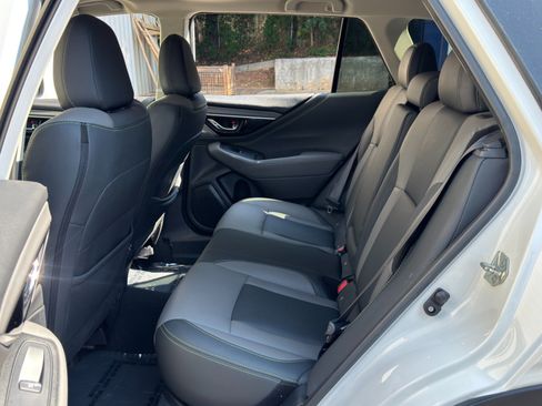 Used 2020 Subaru Outback Onyx Edition XT AWD/4WD image 37