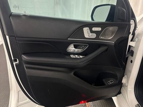 Used 2022 Mercedes-Benz GLE 350 4MATIC w/ AMG Line Exterior image 8