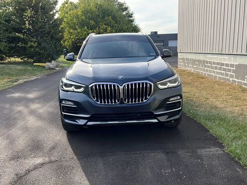 Used 2019 BMW X5 xDrive40i w/ Convenience Package AWD/4WD image 2
