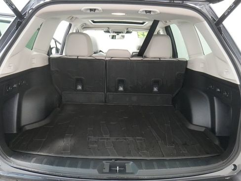 Used 2022 Subaru Forester Limited image 24