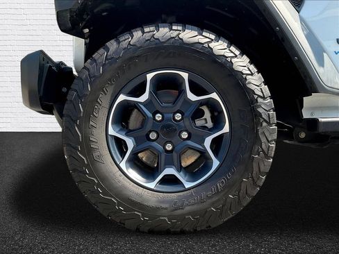 Used 2023 Jeep Wrangler Unlimited Rubicon 4xe w/ Cold Weather Group AWD/4WD image 26