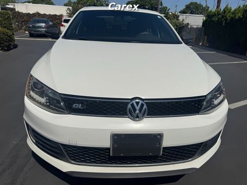 Used 2014 Volkswagen Jetta GLI Autobahn FWD image 4
