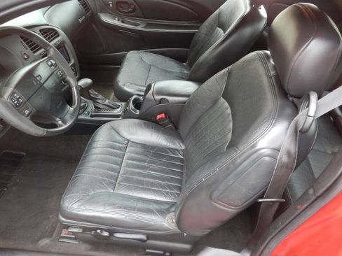 Used 2002 Chevrolet Monte Carlo LS w/ Preferred Equipment Group 1 FWD image 2