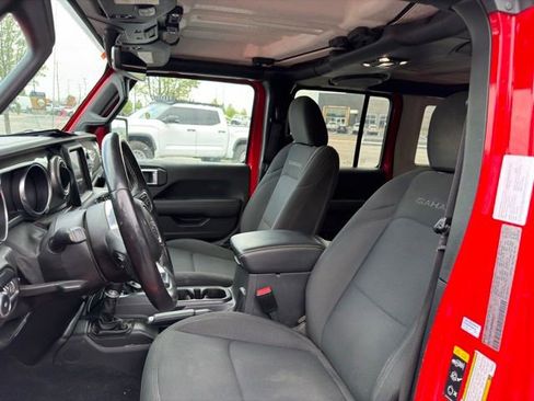 Used 2021 Jeep Wrangler Unlimited Sahara w/ Uconnect 4C Nav & Sound Group AWD/4WD image 7