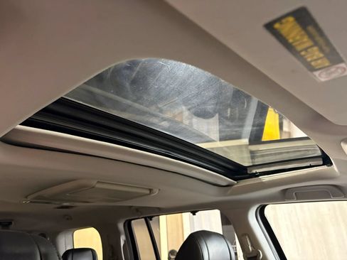 Used 2009 Honda Pilot Touring image 22