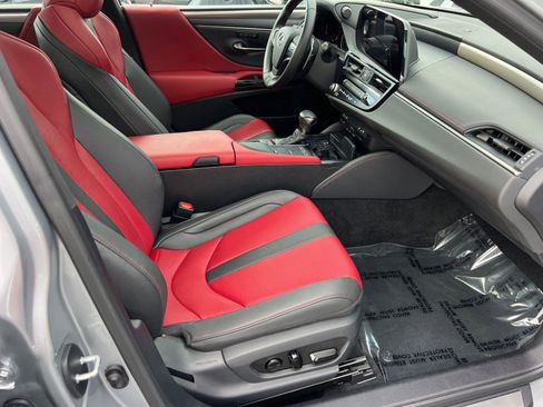 Certified 2022 Lexus ES 350 F Sport w/ Accessory Package image 14