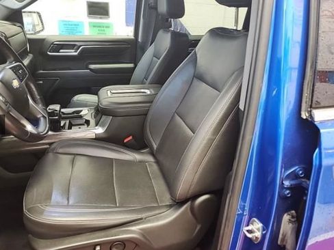 Used 2022 Chevrolet Silverado 1500 LTZ w/ LTZ Convenience Package II AWD/4WD image 6